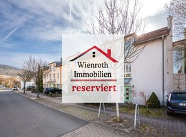 Straßenansicht-reserviert