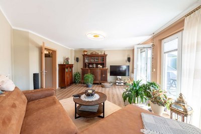 Wohnzimmer (2)