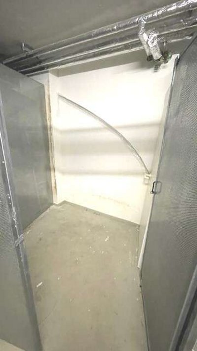 Keller