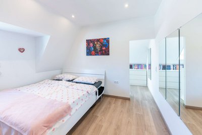 Schlafzimmer (2) Schlafzimmer (2)