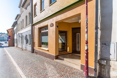 Gewerbe im EG